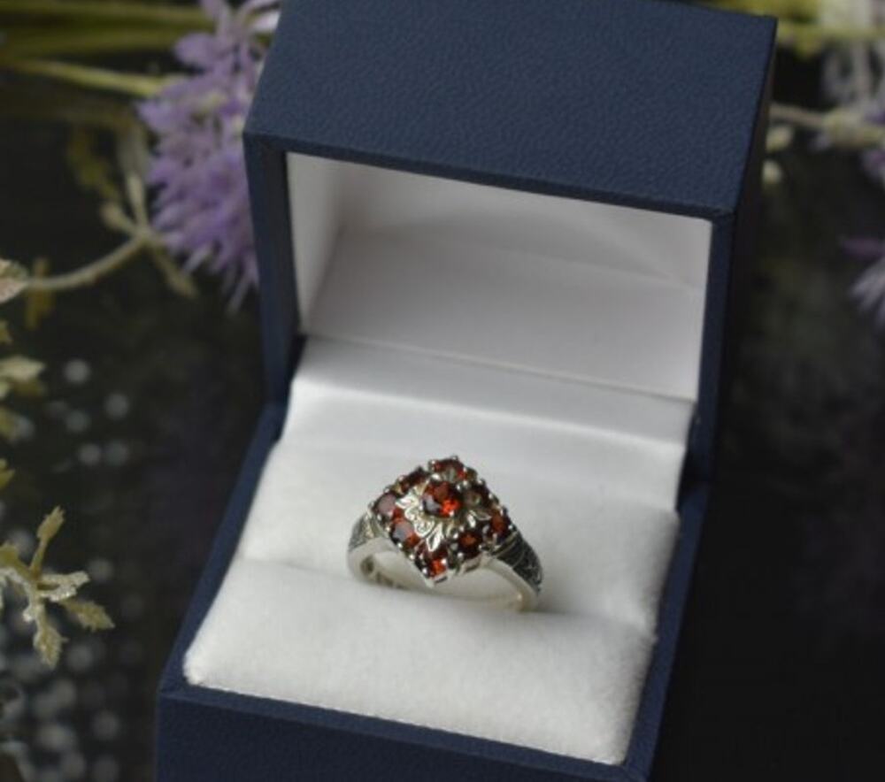 925 Sterling Silver Almandine Ring Size 7